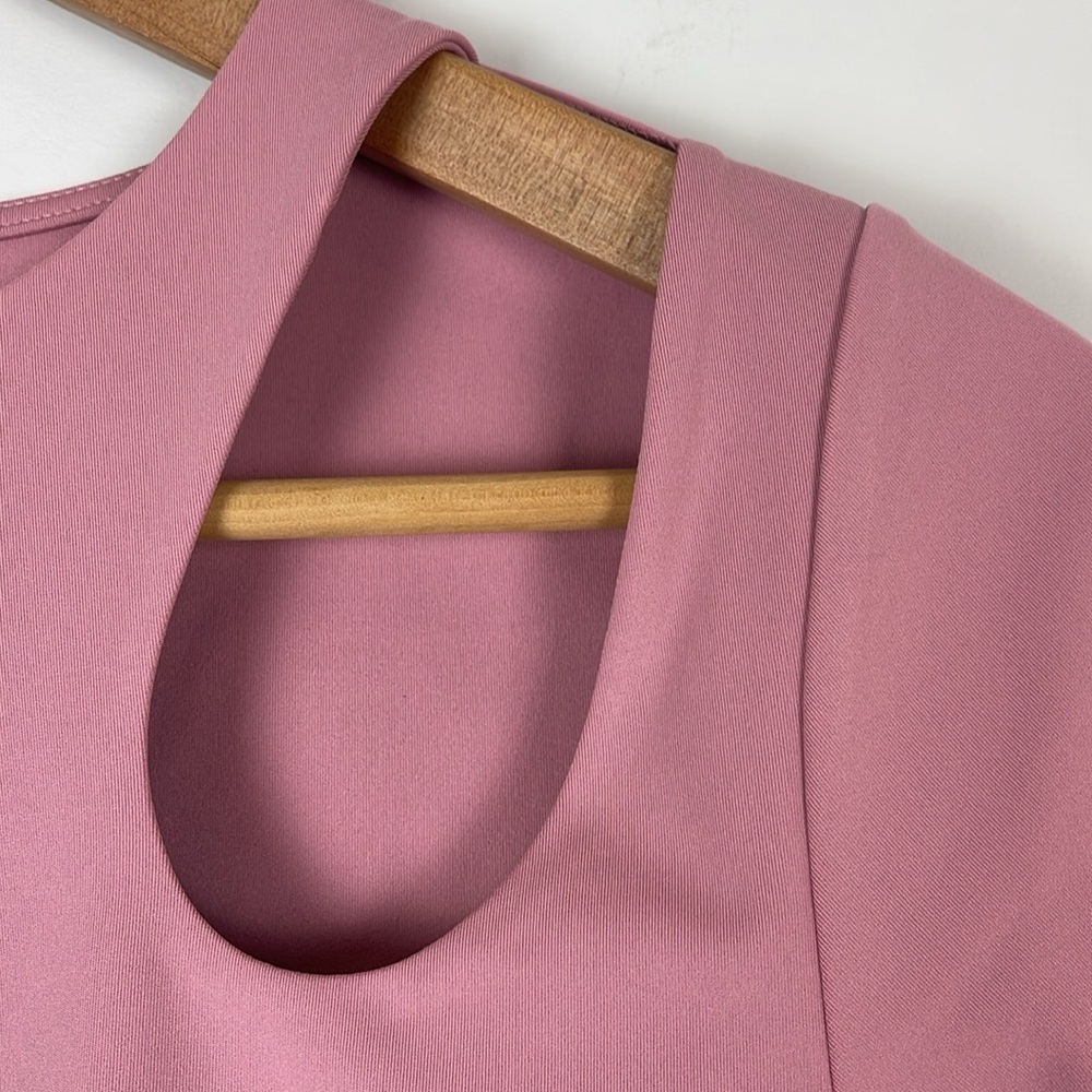 Smash + Tess Warm Hearted Crop Top in Dreamy Pink New Size Medium - Picture 6 of 9